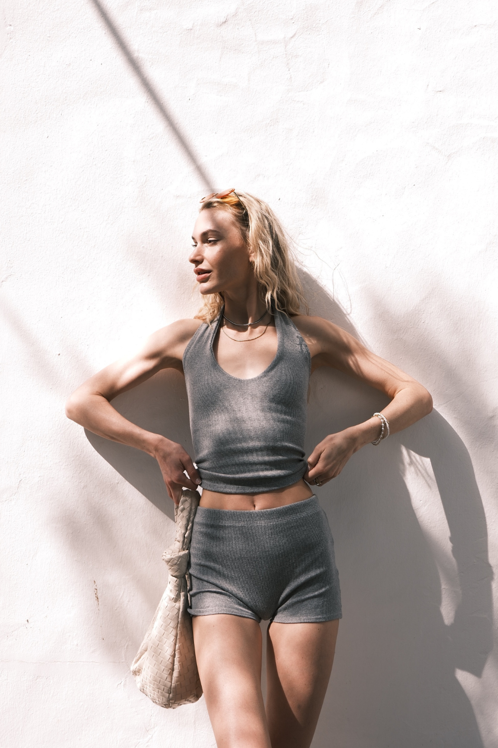 Tílko halter neck