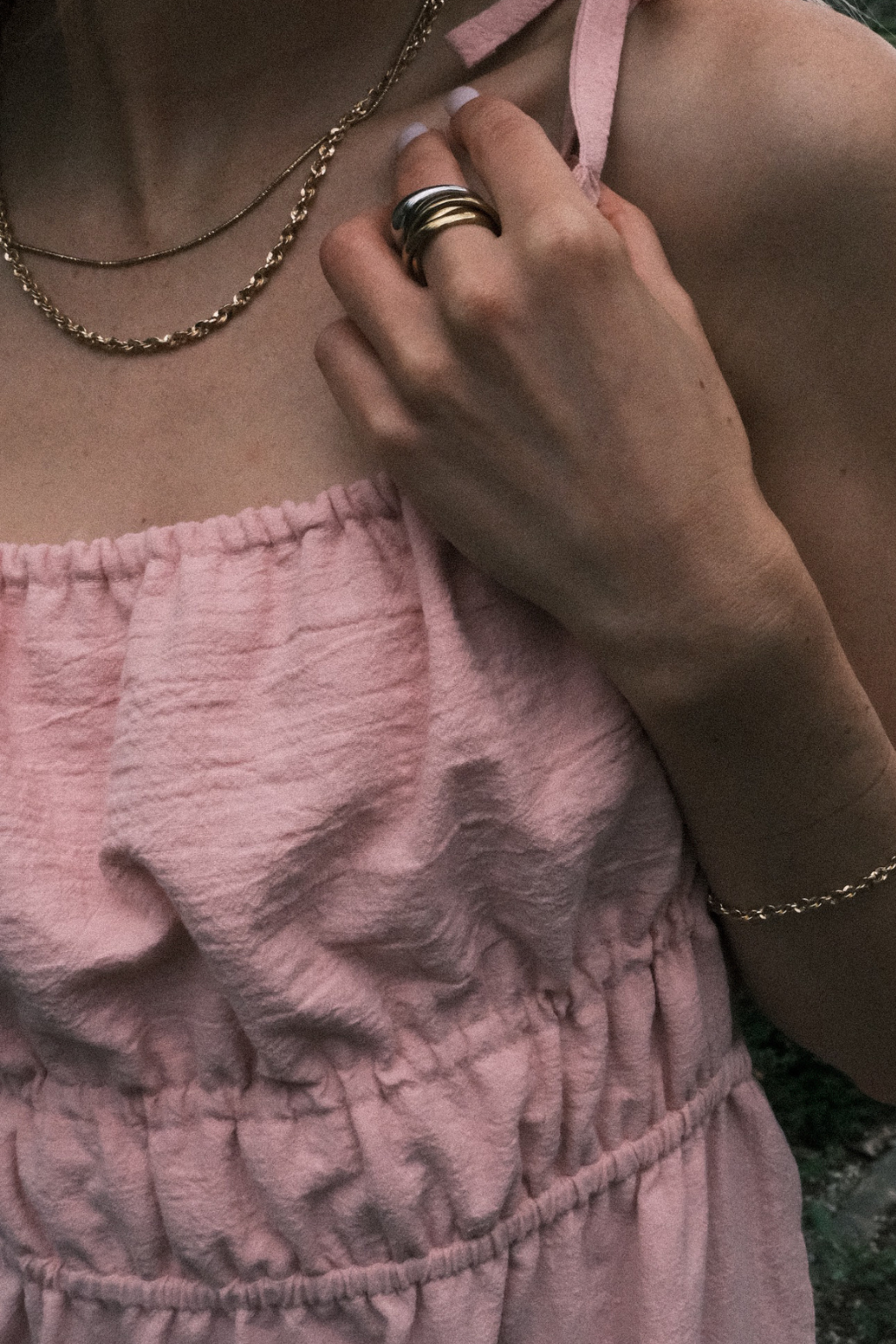 Šaty cut out maxi